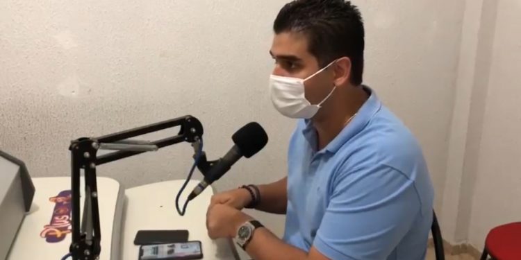 Prefeito de Redenção usa próprio salário para adquirir capacete Elmo no tratamento à Covid