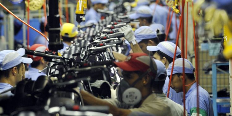 Metade dos brasileiros sofre de ansiedade no ambiente de trabalho