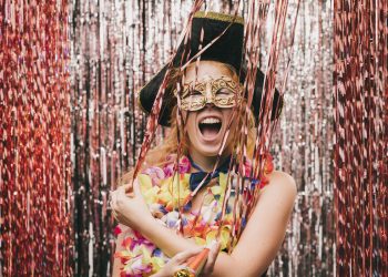 Foliões planejam ir à farra com Carnaval do ‘Fim do Mundo’, em 2022