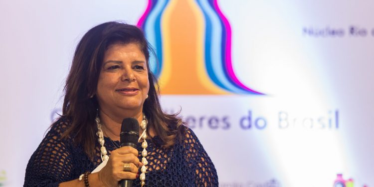 Luiza Trajano lança movimento para vacinar todos os brasileiros até setembro