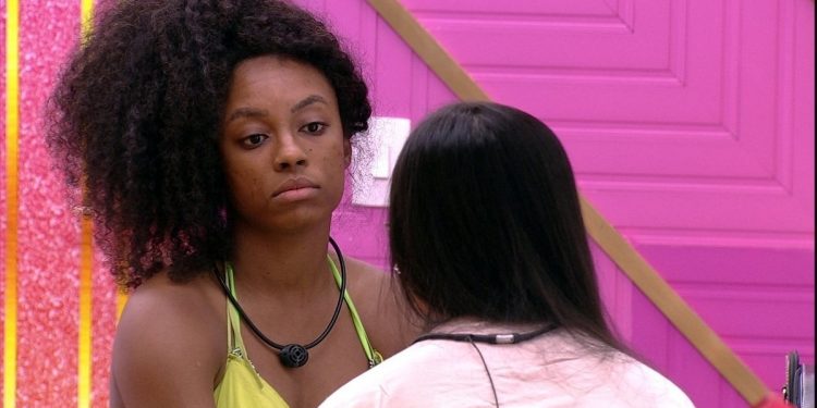 Em discussão com Juliette no BBB21, Lumena diz que não é ‘raivosa e agressiva’