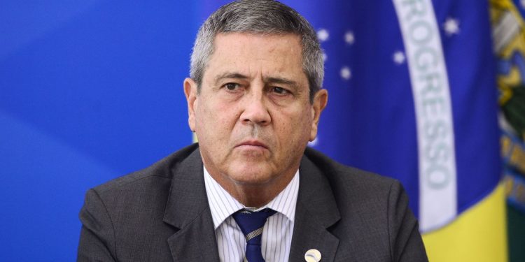 Bolsonaro determina articulação extra no combate à covid-19