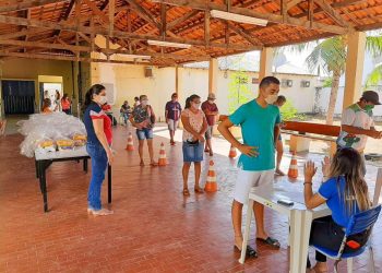 Governo do Ceará distribui 2,1 milhões de kits de alimentação para rede estadual de educação