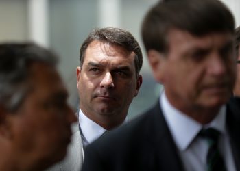STJ adia julgamento de recursos de Flávio Bolsonaro que podem comprometer caso das ‘rachadinhas’