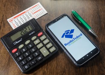 Auditores fiscais da Receita Federal fazem paralisação até quarta