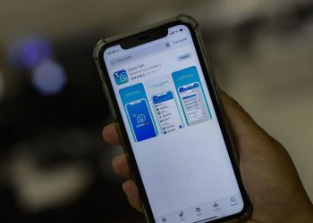 Nascidos em dezembro podem atualizar dados no Caixa Tem