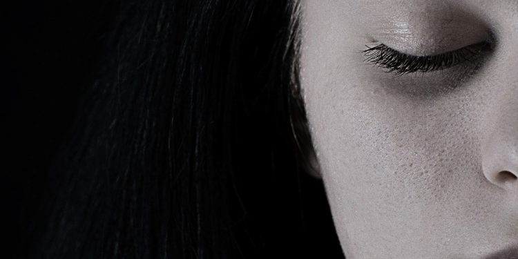 Mais afetadas pela depressão, mulheres não recebem diagnóstico em 70% dos casos, diz estudo