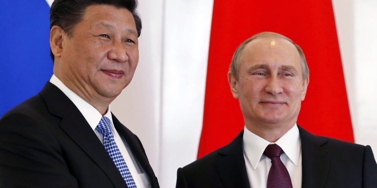 China e Rússia reagem a pressão de Biden e reforçam aliança contra os EUA