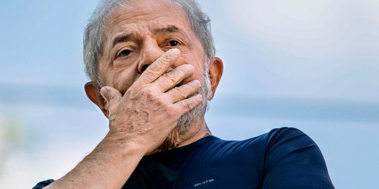 Fachin manda ao plenário do STF recurso da PGR contra anulação de condenações de Lula