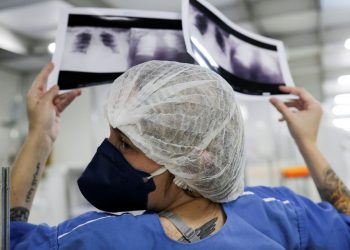 Fiocruz: 18 estados e DF têm ocupação de leitos de UTI acima de 80%; Ceará está em zona crítica com 93%