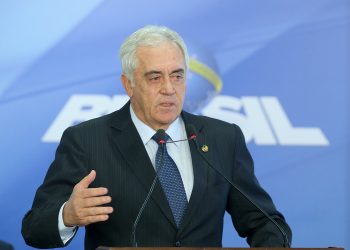 CPI da Covid não será comissão de condenação de Bolsonaro, diz senador que vai presidir 1ª reunião