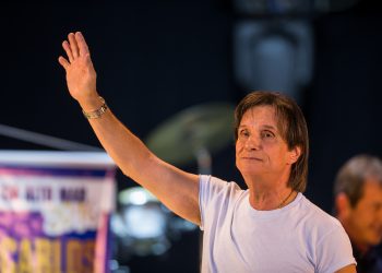 Nos 80 anos de Roberto Carlos, conheça suas 80 melhores canções e ouça playlist especial na FM 91.1