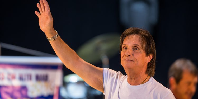 Nos 80 anos de Roberto Carlos, conheça suas 80 melhores canções e ouça playlist especial na FM 91.1