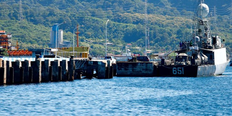 Encontrados objetos de submarino indonésio desaparecido