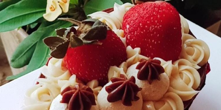 Na pandemia, famílias fazem ovos de Páscoa para driblar crise e ampliar laços