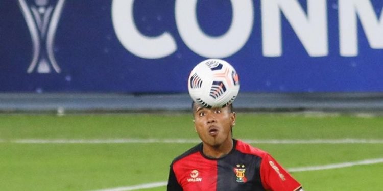 Conmebol receberá 50 mil doses da Coronavac e quer imunizar jogadores