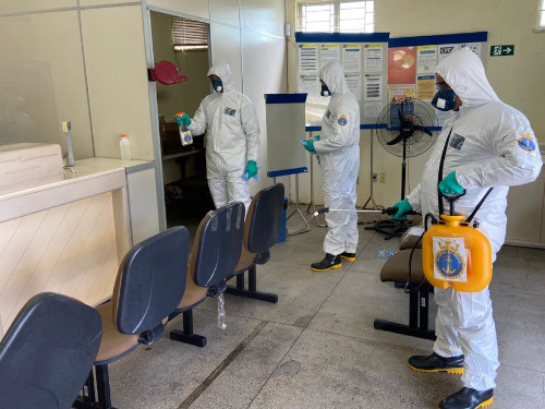 Agência da Capitania dos Portos em Aracati realiza desinfecção na Agência dos Correios do município