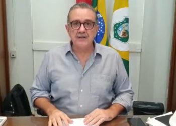 Prefeito do Aracati fala sobre Processo Seletivo para Auxiliar de Serviços Gerais, Motorista e Operador de Serviços Postais