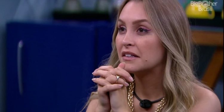 Polícia quer ouvir Carla Diaz sobre suposto caso de racismo reverso