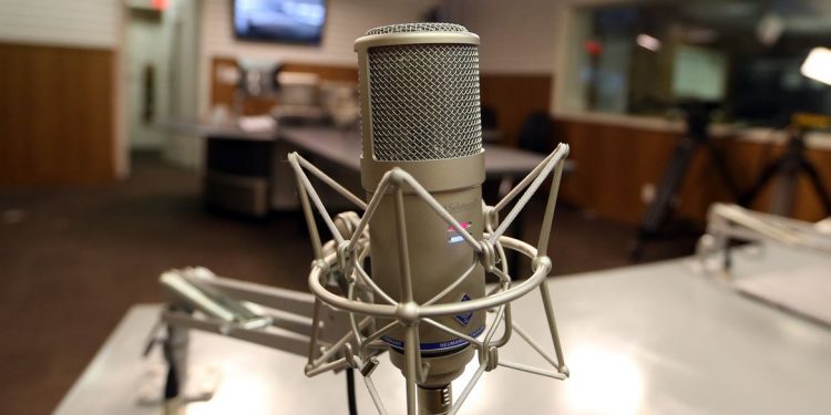 Governo simplifica regras para aumento de cobertura de rádios FM