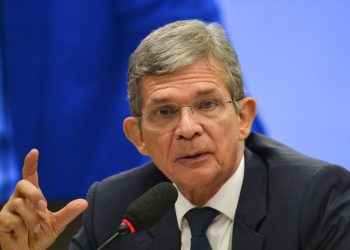 General Silva e Luna toma posse como presidente da Petrobras