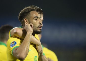 Eliminatórias: Diniz esboça equipe para jogo contra a Colômbia