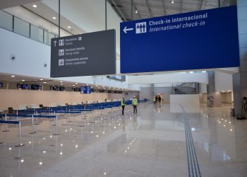 Camilo solicita medidas de intensificação do controle sanitário no Aeroporto Internacional de Fortaleza