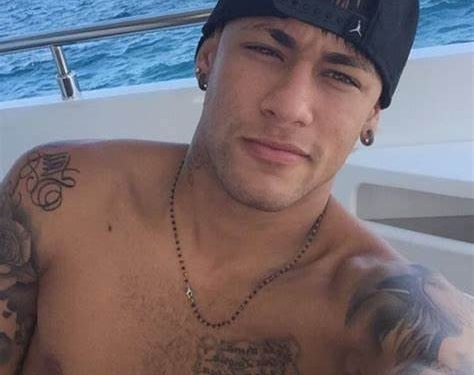 Homem tenta invadir casa de Neymar e é preso