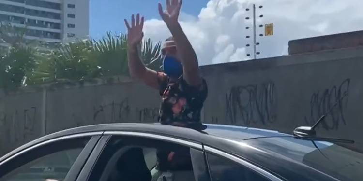 Ex-BBB Gil volta a Pernambuco e manda recado a fãs: ‘eu acredito em vocês’