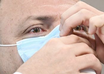 Alto Comando do Exército pressiona por ida de Pazuello para a reserva, e ex-ministro teme CPI da Covid