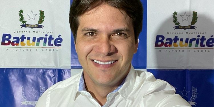 Baturité: Prefeito Herberlh Mota é absolvido por unanimidade no TRE em denúncia feita no período das eleições