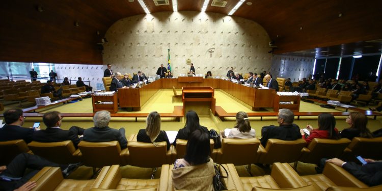 Cármen Lúcia, Lewandowski e Marco Aurélio, do STF, votam para autorizar Copa América no Brasil