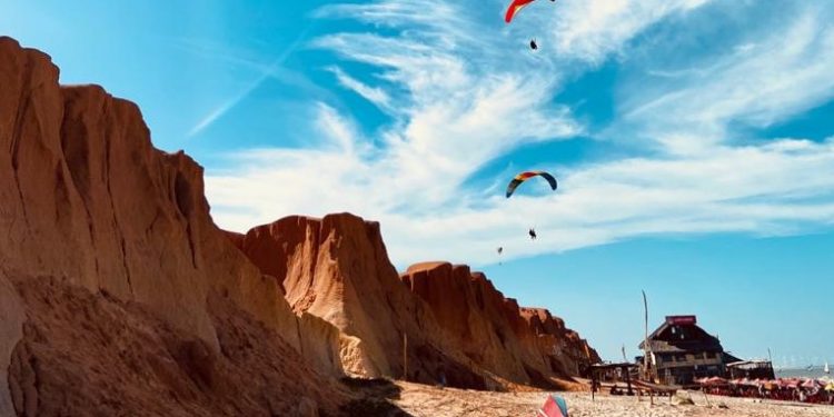 Canoa Quebrada faz parte de rota de turismo integrado entre Fortaleza e Natal