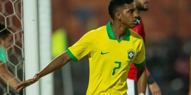 Brasil olímpico domina Cabo Verde, mas perde após erro em saída de bola