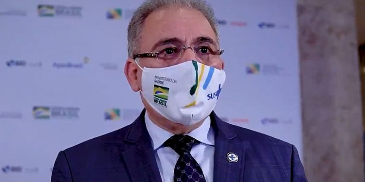 Ministro diz que 160 milhões serão vacinados até dezembro no Brasil