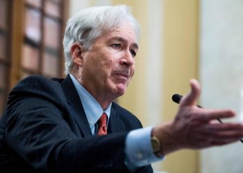 Visita de chefe da CIA ao Brasil teve segurança regional como tema e reforço de ofensiva anti-China