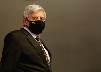 ‘Se gritar pega centrão, não fica um, meu irmão’, dizia Heleno há 3 anos; agora centrão ganha espaço com Bolsonaro