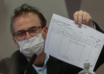 Representante da Davati no Brasil admite que sabia sobre suposto pedido de propina de US$ 1 por vacina