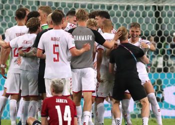 Dinamarca vai às semis da Euro após vitória sobre República Tcheca