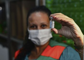 Estado recebe mais 255 mil doses para vacinação dos cearenses contra a Covid