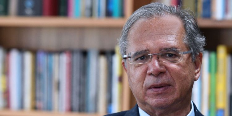 Guedes diz que governo pode reduzir ainda mais alíquota de IRPJ