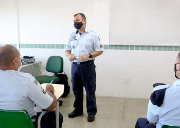 Policiais militares recebem aulas de línguas estrangeiras na Aesp para atender turistas