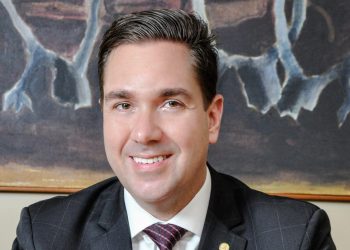 Deputado Federal Eduardo Bismarck pede o aumento da faixa de isenção do ICMS para veículos adquiridos por Pessoas com Deficiência