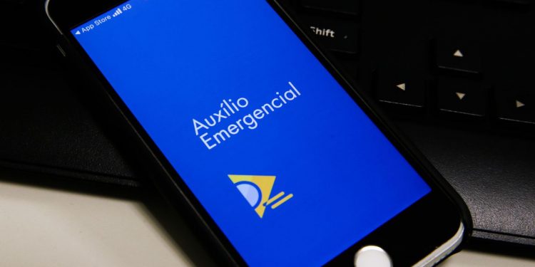 Caixa paga hoje auxílio emergencial a nascidos em janeiro