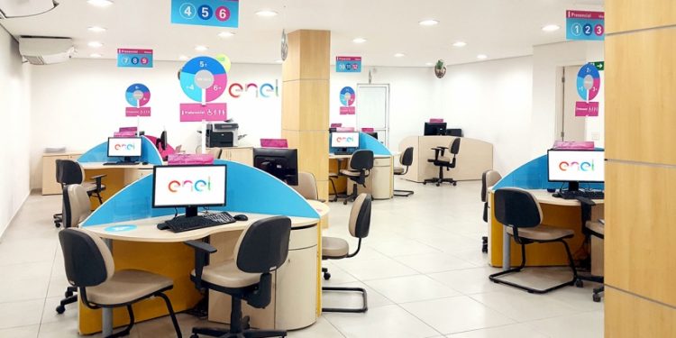 Enel realiza agendamento do atendimento em novas lojas do interior do Ceará