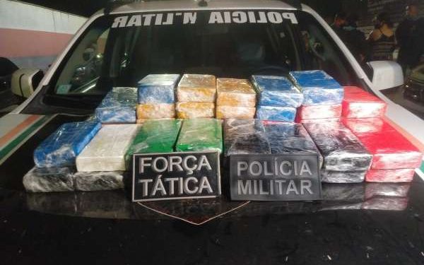 Polícia Militar apreende quase 43 kg de cocaína e prende homem em Caucaia