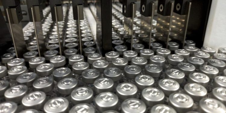 Fiocruz entrega 2,2 milhões de doses de vacinas ao PNI