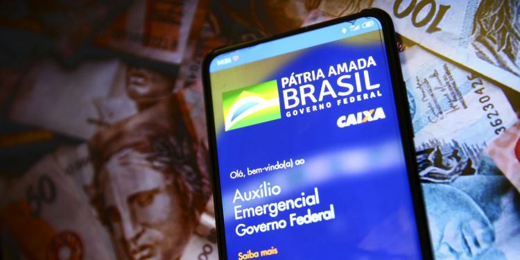 Caixa paga hoje auxílio emergencial a nascidos em setembro e outubro