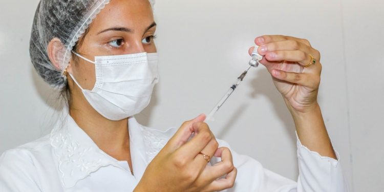 Aracati vacina com segunda dose da Coronavac a partir desta quinta (12)