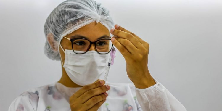 Aracati: ainda há vagas para o agendamento da vacina contra Covid para pessoas de 25 a 39 anos